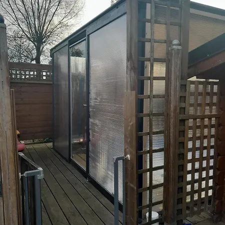 Chalet Piscine Chauffee Et Couverte *