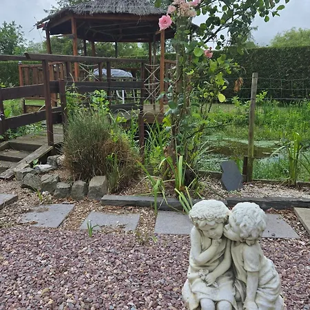 Piscine Chauffee Et Couverte Chalet *